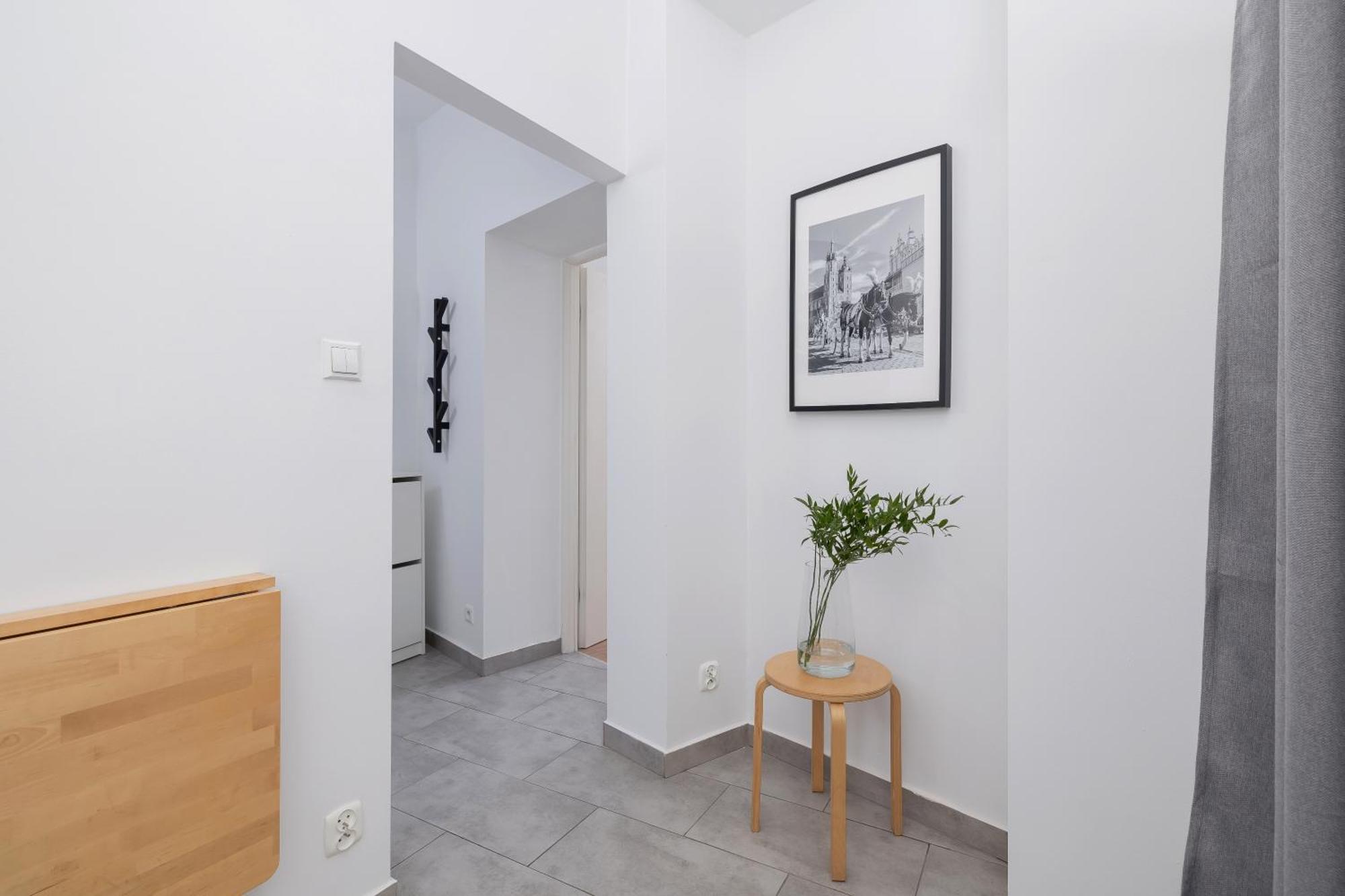 1-Bedroom Apartment - Dluga 65 Street Cracovia Esterno foto