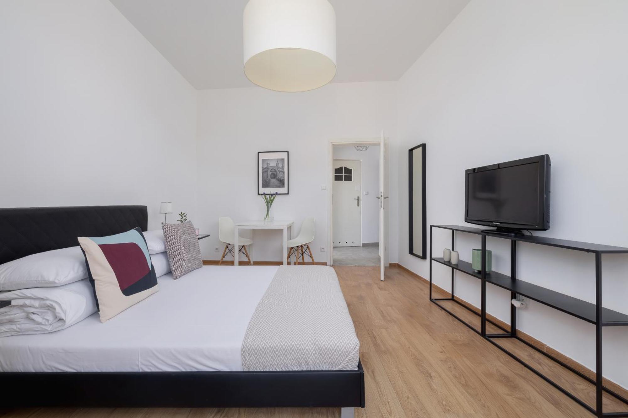 1-Bedroom Apartment - Dluga 65 Street Cracovia Esterno foto